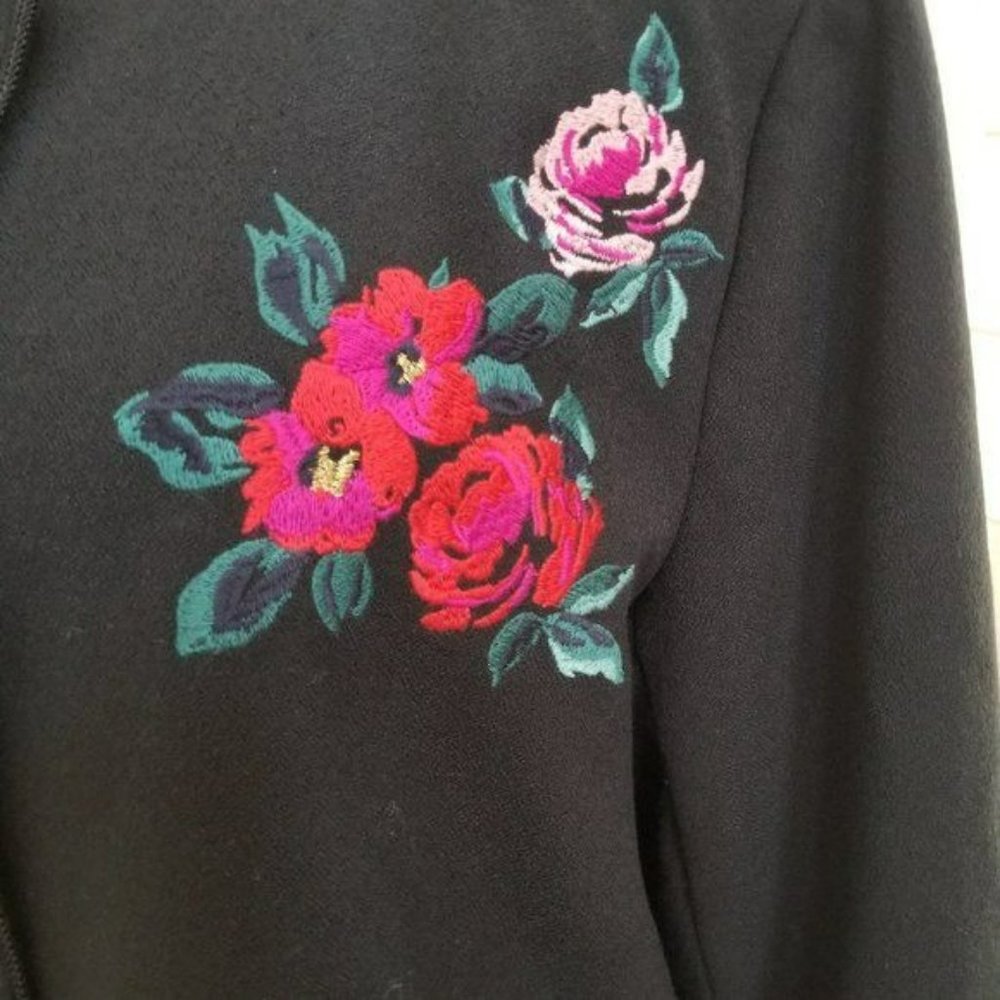 a new day Long Sleeve Jacket Gold Buttons Red Lining Floral Embroidery Size 16 - Picture 6 of 12